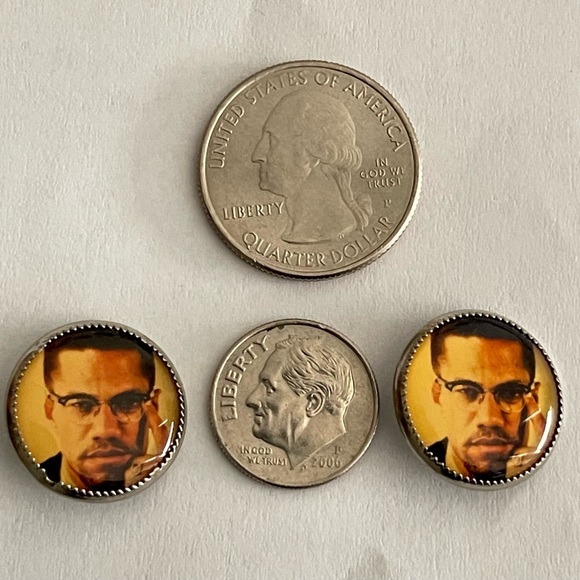 Malcolm X buttons (set of 2) - Picture 3 of 4